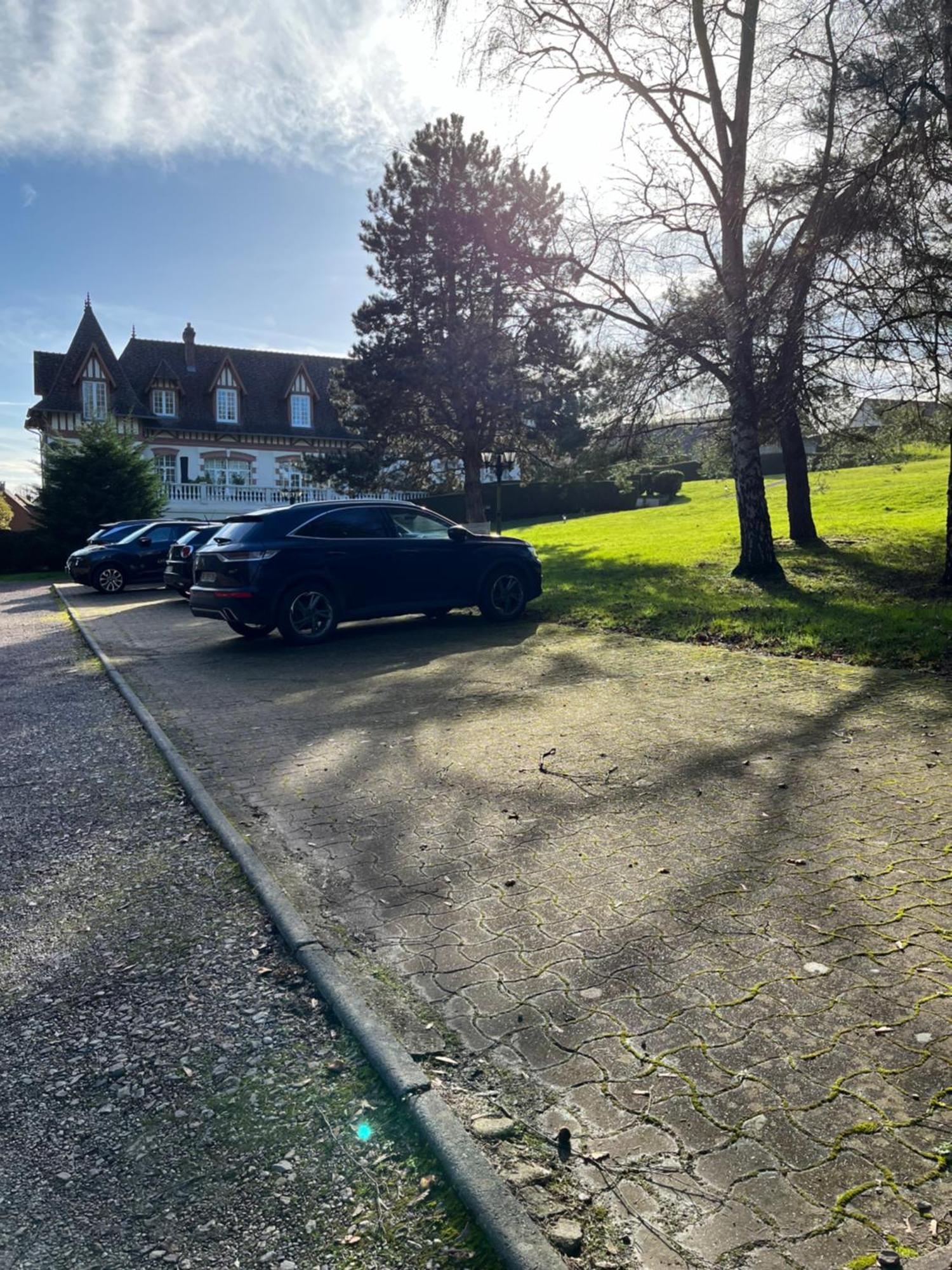Un Appartement Dans Un Chateau Deauville Kültér fotó