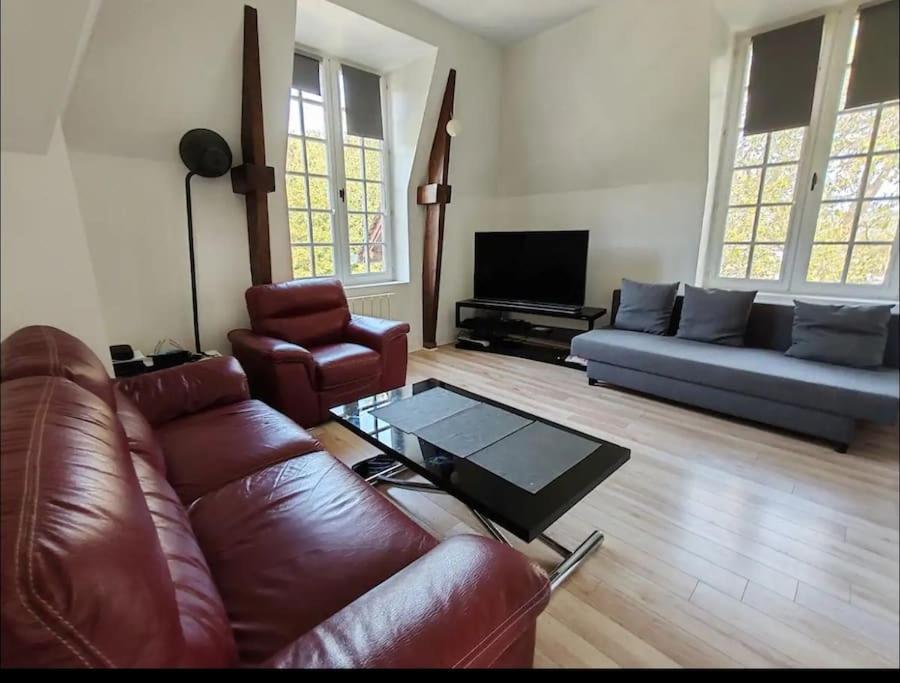 Un Appartement Dans Un Chateau Deauville Kültér fotó